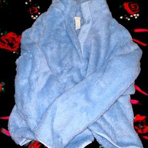 Fluffy soft light blue h & m suéter